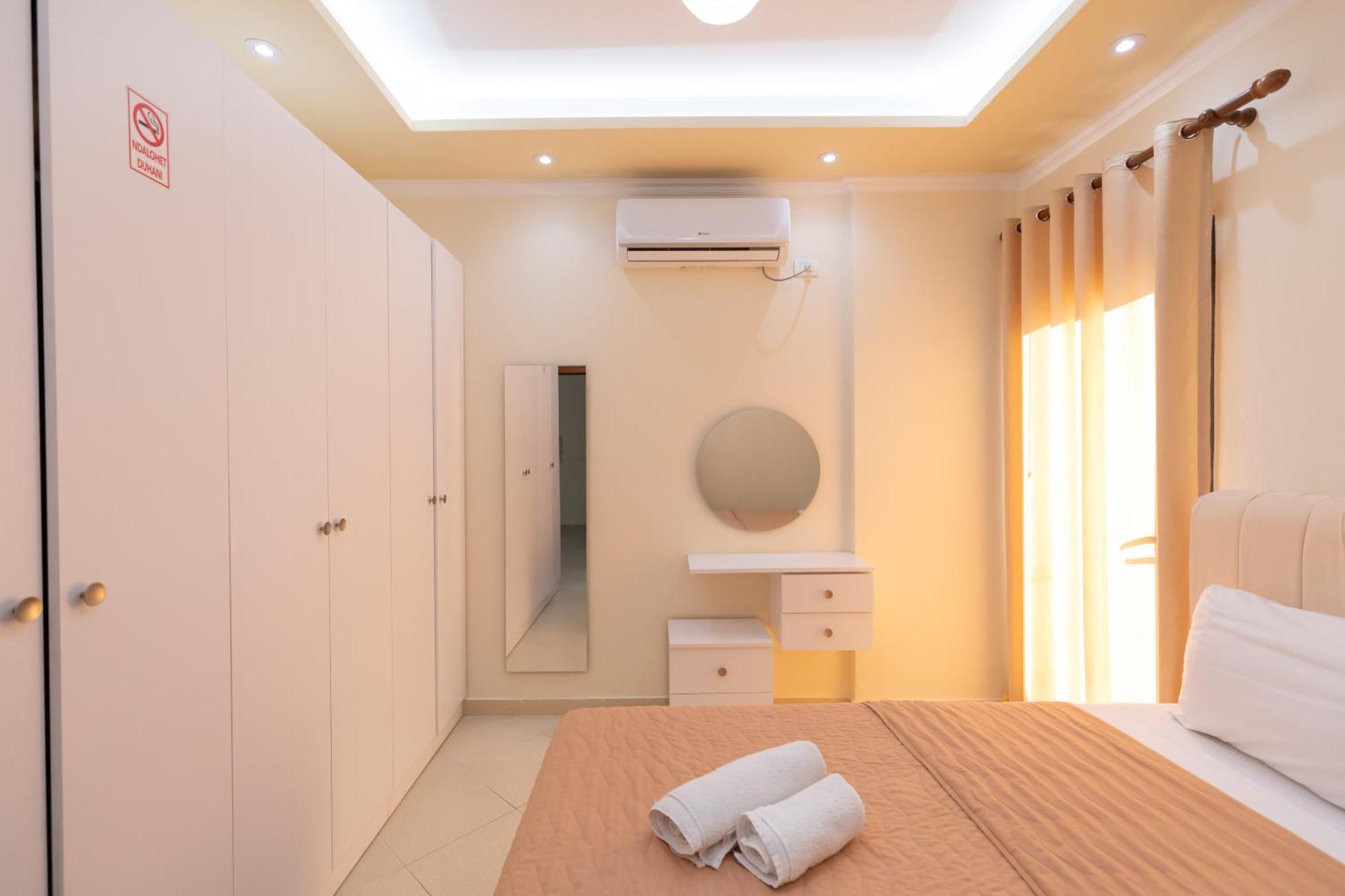 Vila Emi Apartment'S Дуррес Екстер'єр фото