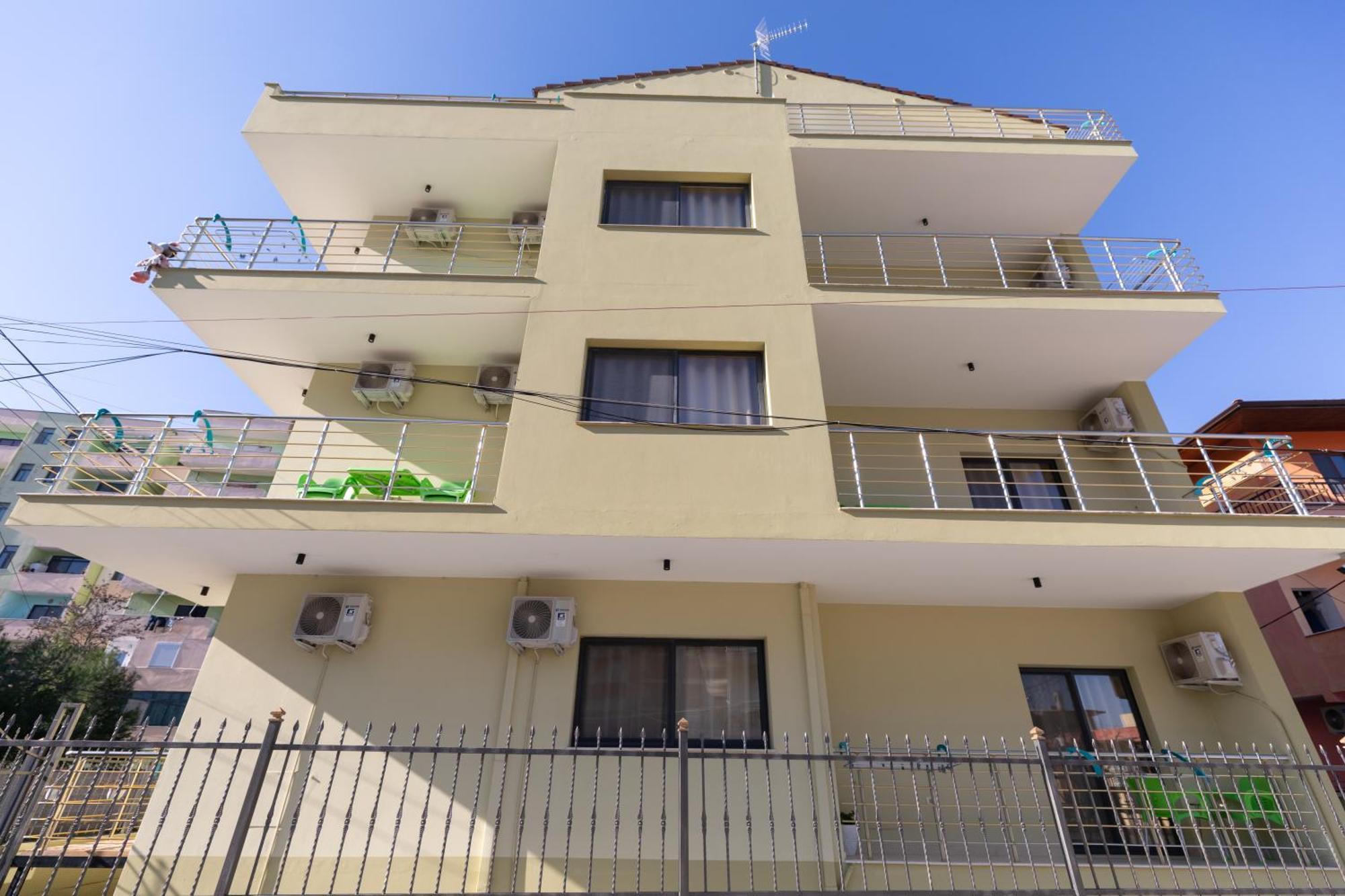 Vila Emi Apartment'S Дуррес Екстер'єр фото