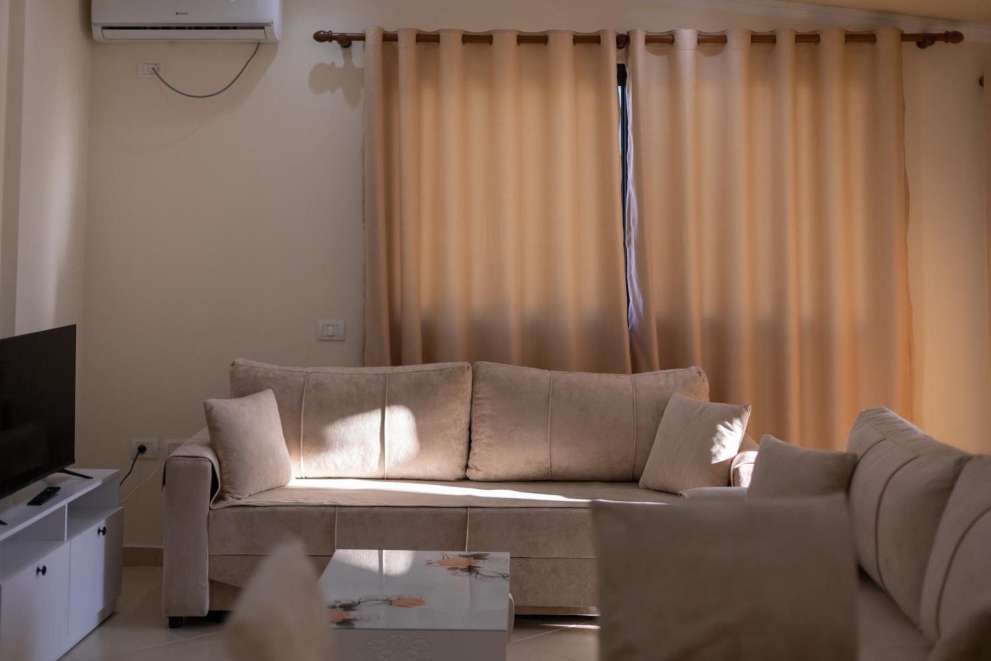 Vila Emi Apartment'S Дуррес Екстер'єр фото